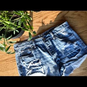 American Eagle Vintage Hi-Rise Shorts